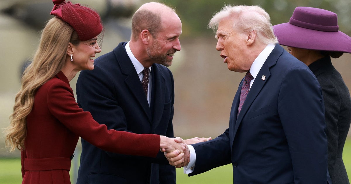 https://img.huffingtonpost.com/asset/68cc5e22180000cfbd5cf926.jpeg?cache=wkSm2R9L7B&ops=1200_630