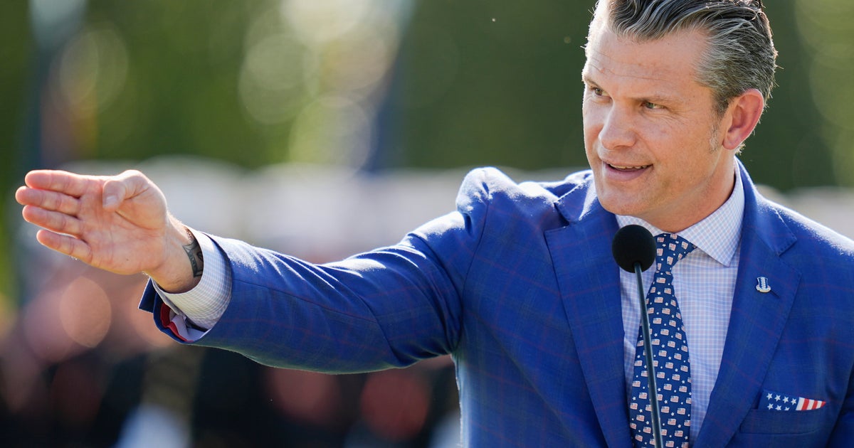 Pentagon Steps Up Media Restrictions, Now Requiring Approval Before Reporting Even Unclassified Info