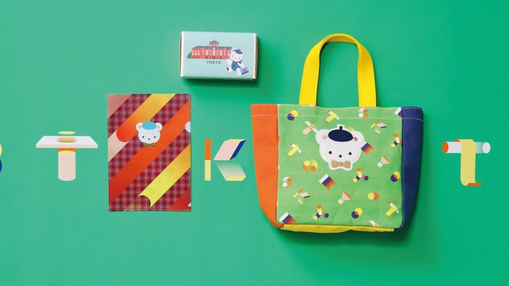 東京限定 バッグ・9350円（税込）、ミニクリアファイル・440円（税込）