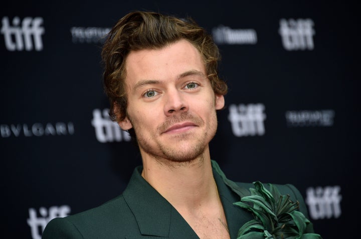 Harry Styles directed the Berlin Marathon under the name of Sted Sarandos.