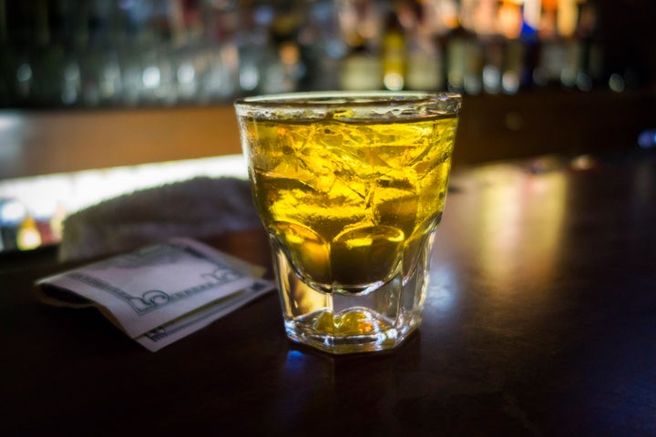 The days of tipping $1 per drink in cash are mostly over.