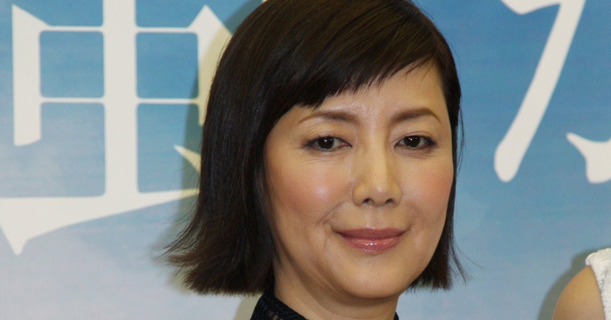 戸田恵子が「でっかいカリフラワー」を石川さゆりと収穫。2人でも抜けない立派な大きさで「楽しすぎたー！」