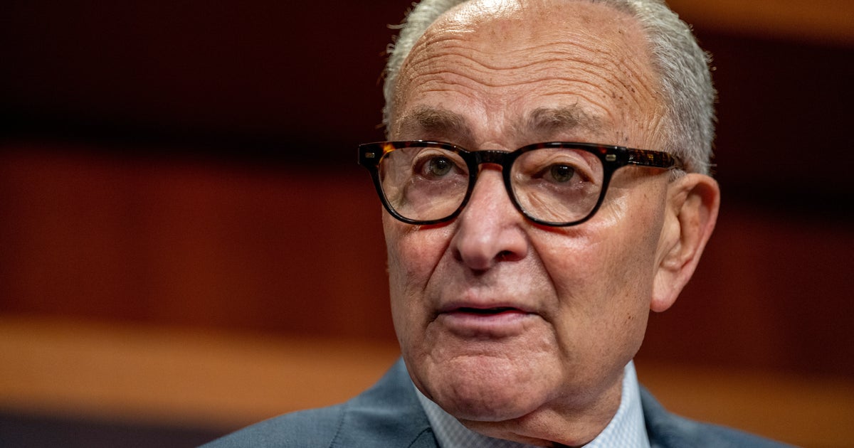 https://img.huffingtonpost.com/asset/68d57dd8180000d9055d0378.jpeg?cache=J90kjQ7nWl&ops=1200_630