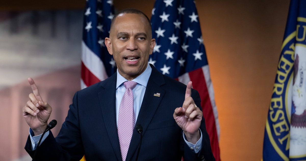 https://img.huffingtonpost.com/asset/68d5a581140000fb065c6105.jpeg?cache=YEm4QtZHqW&ops=1200_630