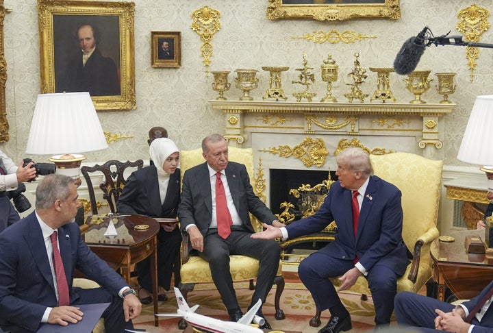 President Donald Trump and Turkish President Recep Tayyip Erdogan photographed in the Oval Office of the White House in Washington D.C., United States on September 25, 2025.