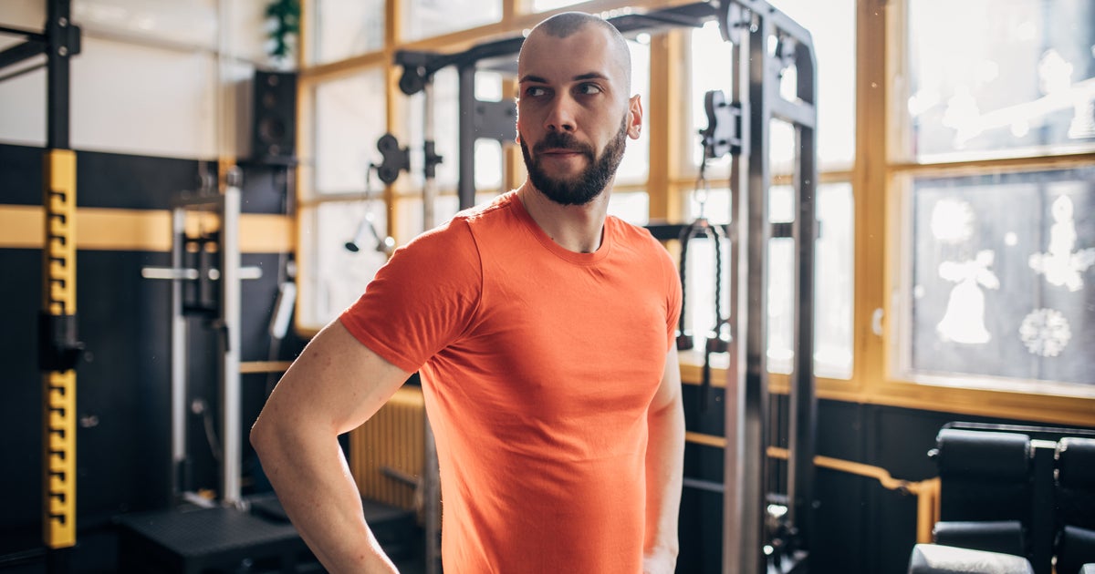 The Biggest Fitness Mistake Most Men Make, According To Physical Therapists