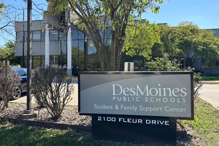 Des Moines Public Faculties Superintendent Arrested By Immigration Brokers 1 Des Moines, Iowa, school's administrative offices are shown Friday, Sept. 26, 2025. (AP Photo/Scott McFetridge)