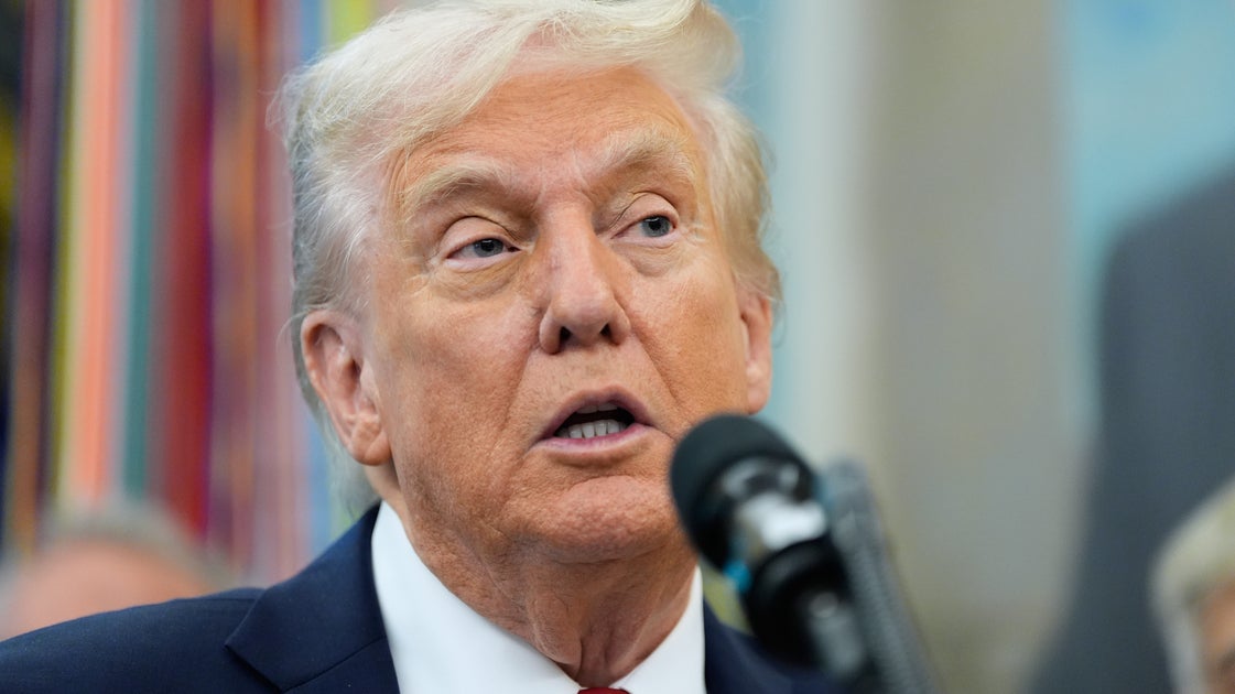 Trump Repeats Impossible Claim About Drug Prices Dropping