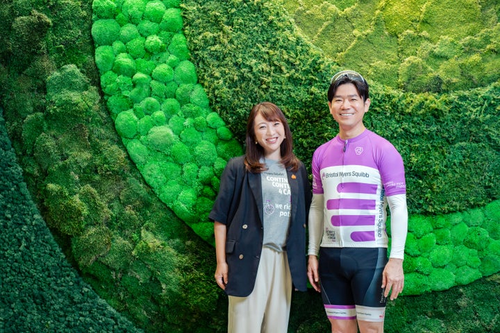左:マギーズ東京の共同代表 鈴木美穂(すずき・みほ)さん 右:BMS日本法人の代表取締役社長の勝間英仁(かつま・ひでひと)さん