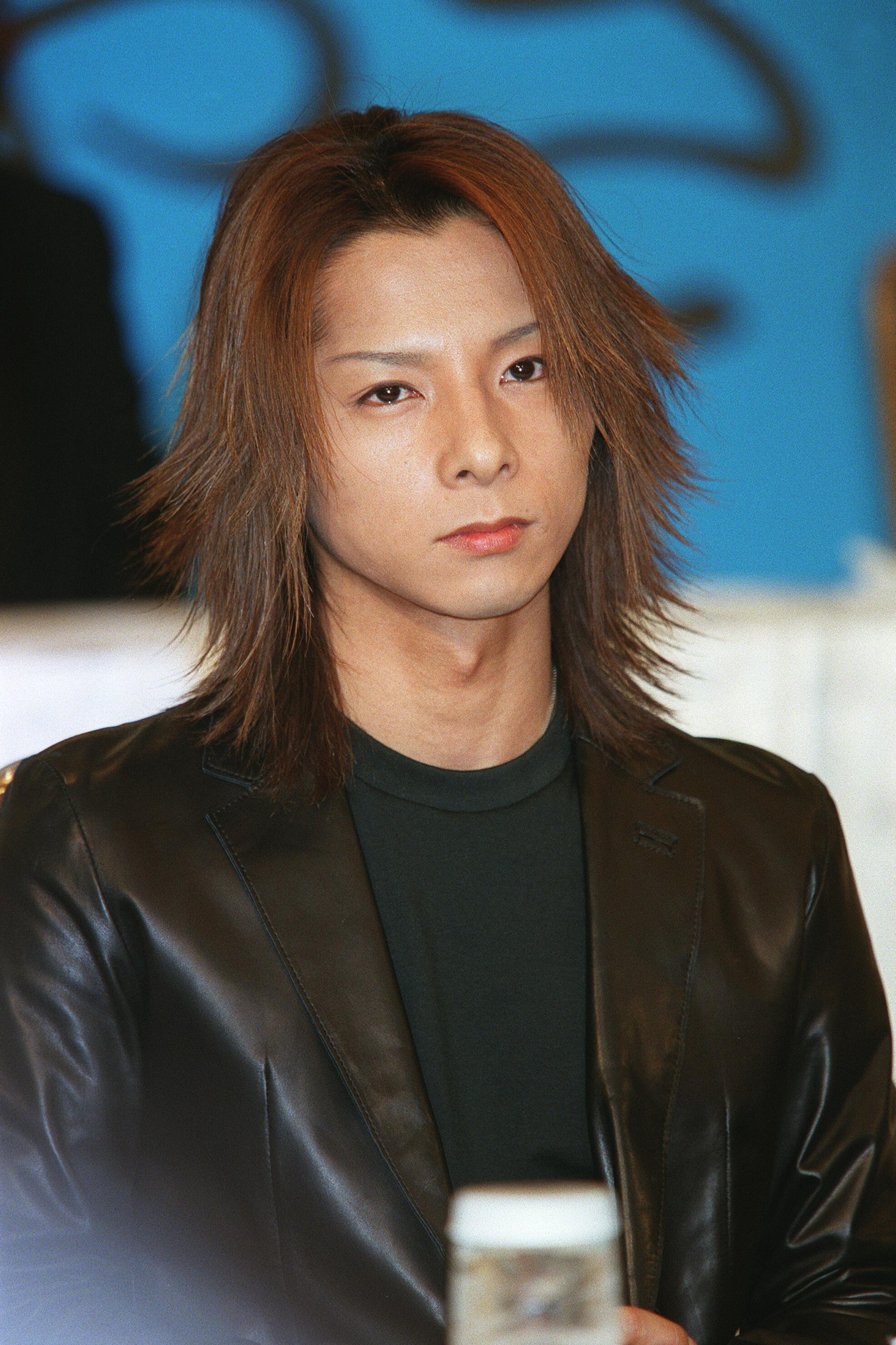 SOPHIA松岡充、デビュー30周年を報告。当時のアー写公開に「永遠