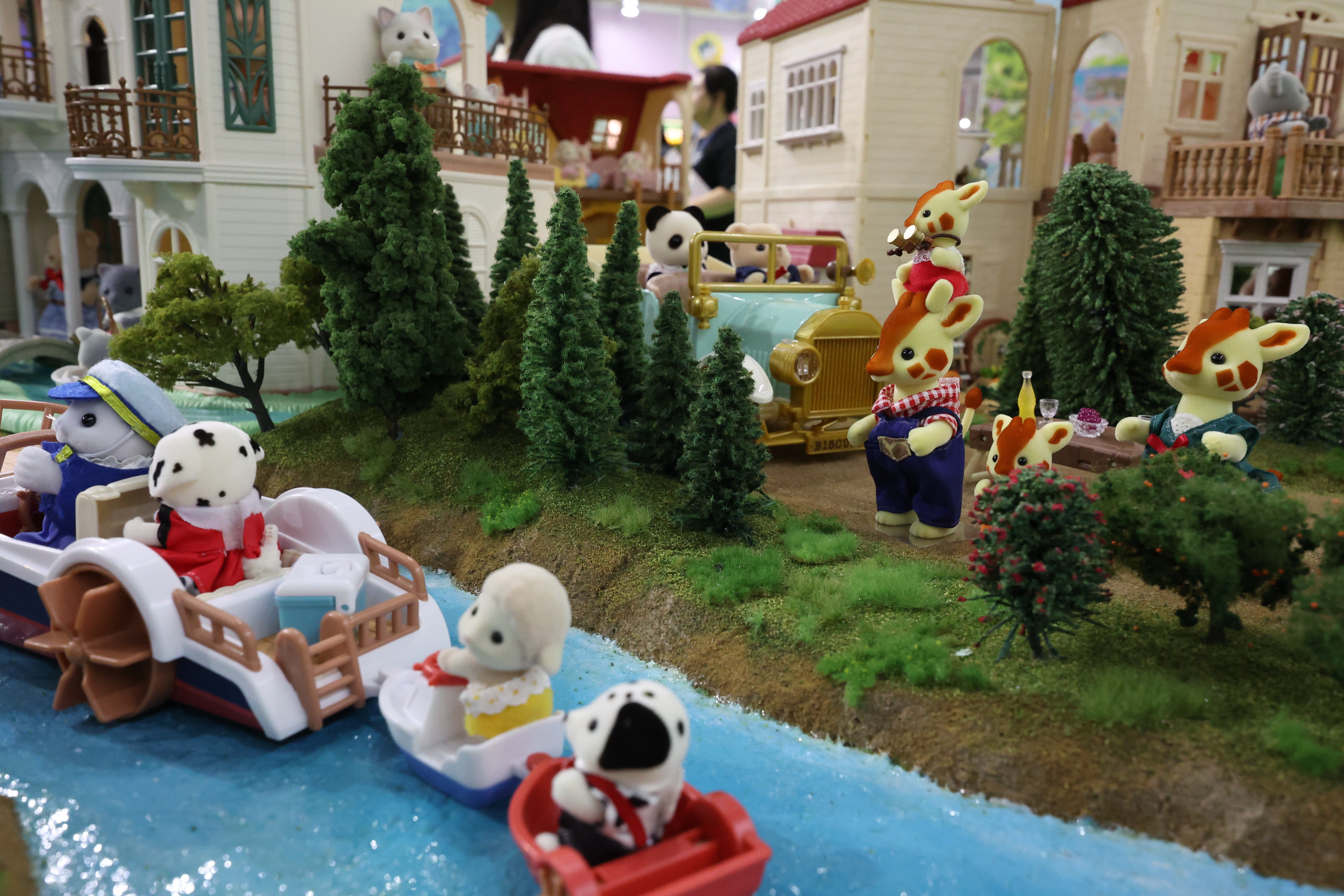 ひな人形になったシルバニアが悶絶級の可愛さ！老舗とコラボで