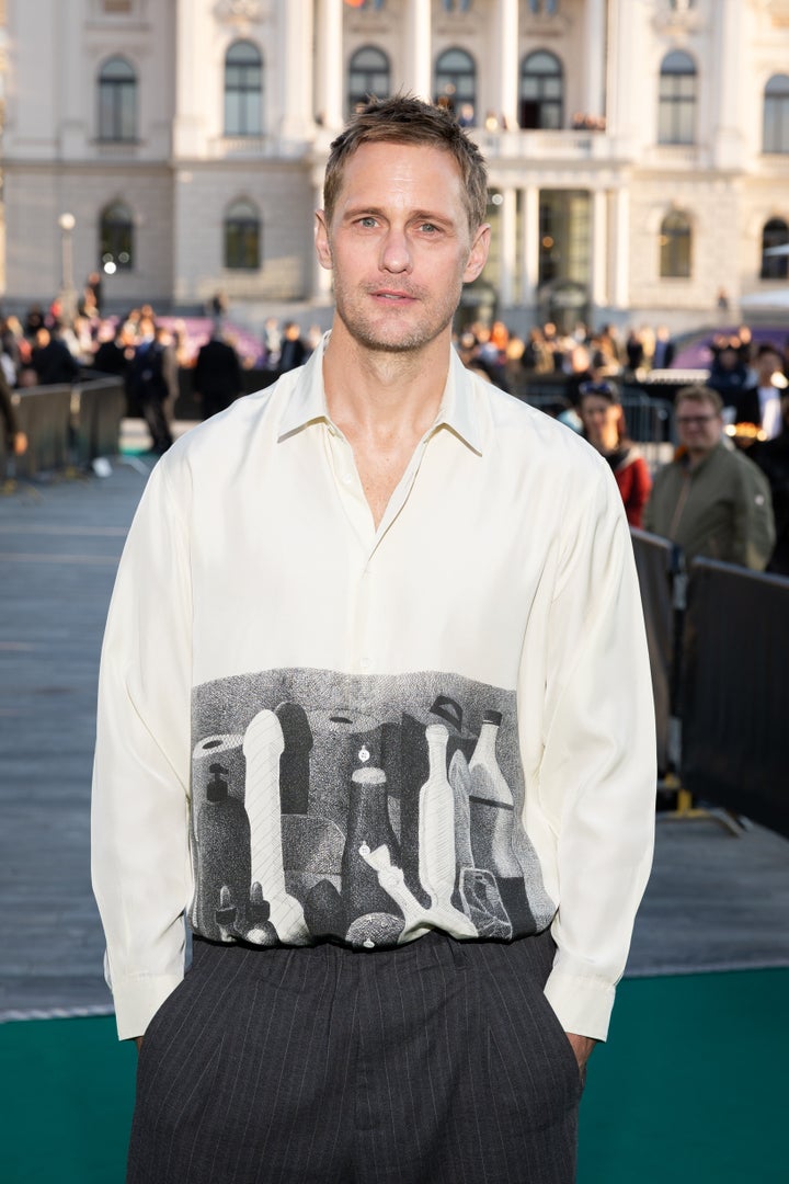 Alexander Skarsgård’s Very NSFW Shirt Toys Round With Themes From His New BDSM Movie - The Boston Courier 5 Skarsgård says he felt compelled to do “Pillion” in order to portray the BDSM community in a more authentic manner.