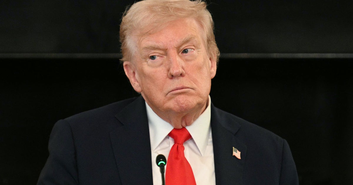 https://img.huffingtonpost.com/asset/68e70a09160000780f48347a.jpeg?ops=1200_630
