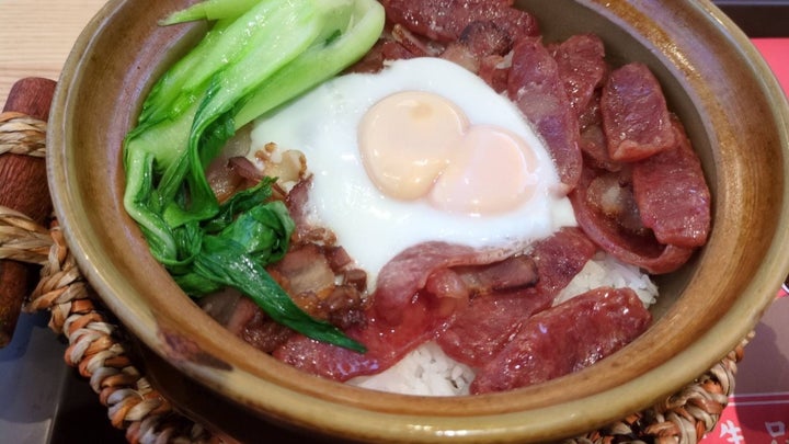 民記の煲仔飯(ミンキ ボーチャイファン)