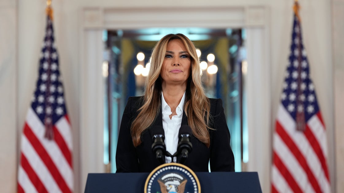 Melania Trump Says She's Been Chatting With Putin About All The Ukrainian Children He Abducted