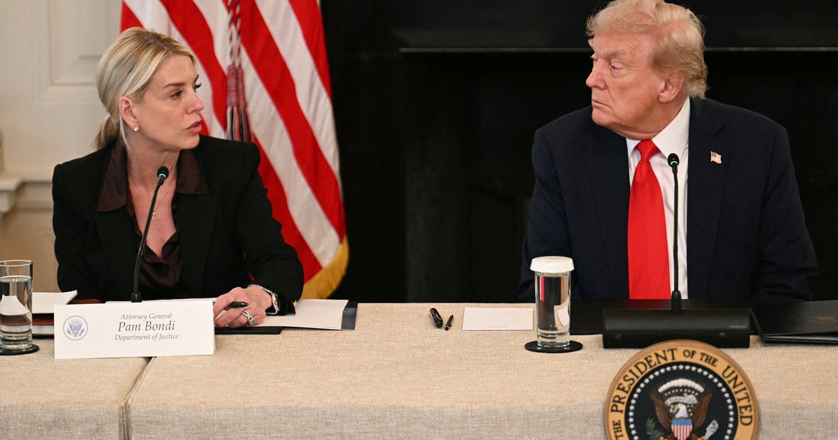 https://img.huffingtonpost.com/asset/68e94ff2150000256f269f08.jpeg?ops=1200_630