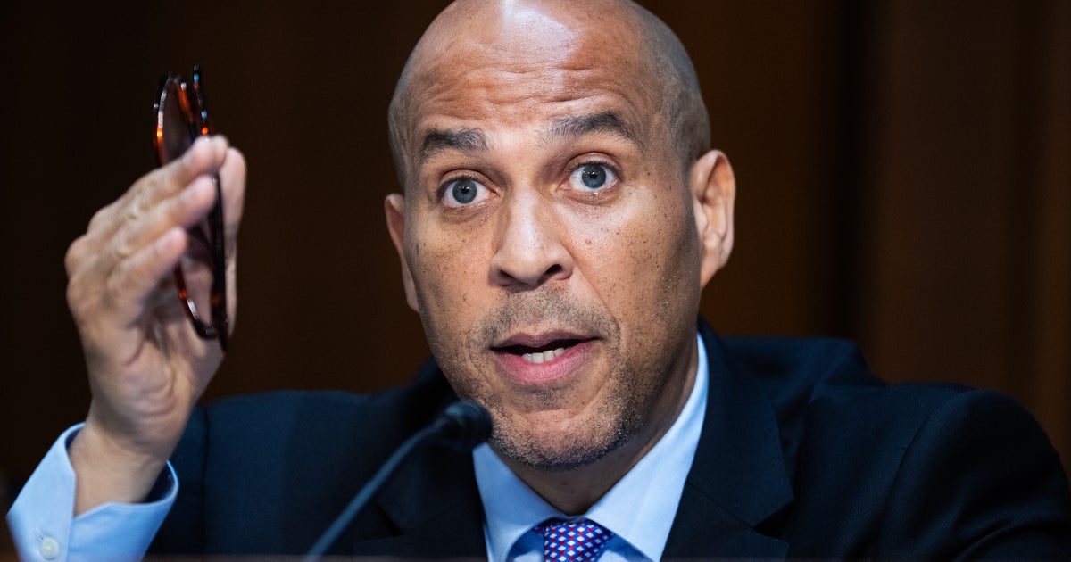 Podcaster Calls Out Cory Booker On Democrat Infighting: 'That's Such Bulls**t'