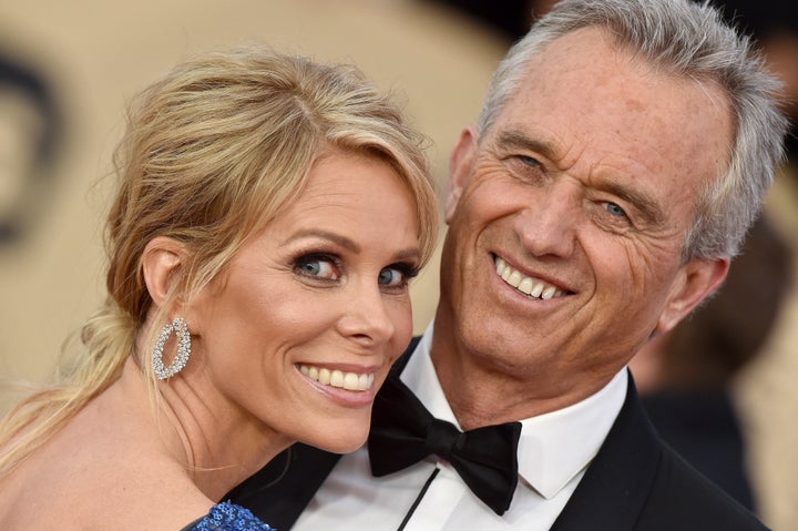 Comic Particulars How RFK Jr. Brought about Her To Finish Shut Friendship With Cheryl Hines - The Boston Courier 2 Hines and Robert Kennedy Jr. attend the 24th Annual Screen Actors Guild Awards in 2018.