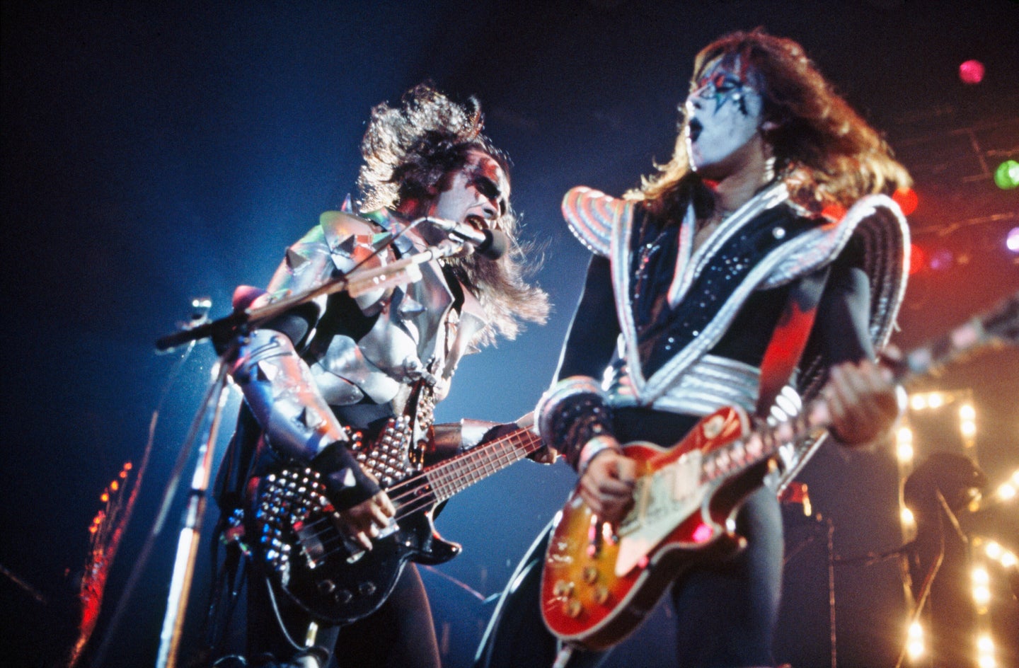 ace-frehley-kiss-original-lead-guitarist-and-founding-member-dies-at