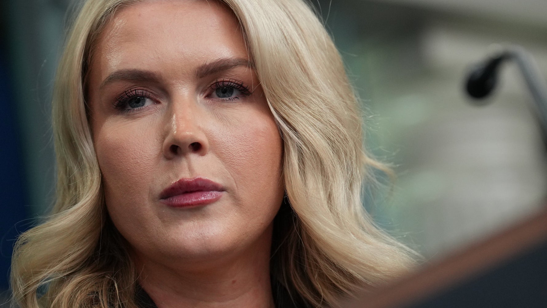 White House Tells HuffPost 'Your Mom' Joke. Yes, Really ...