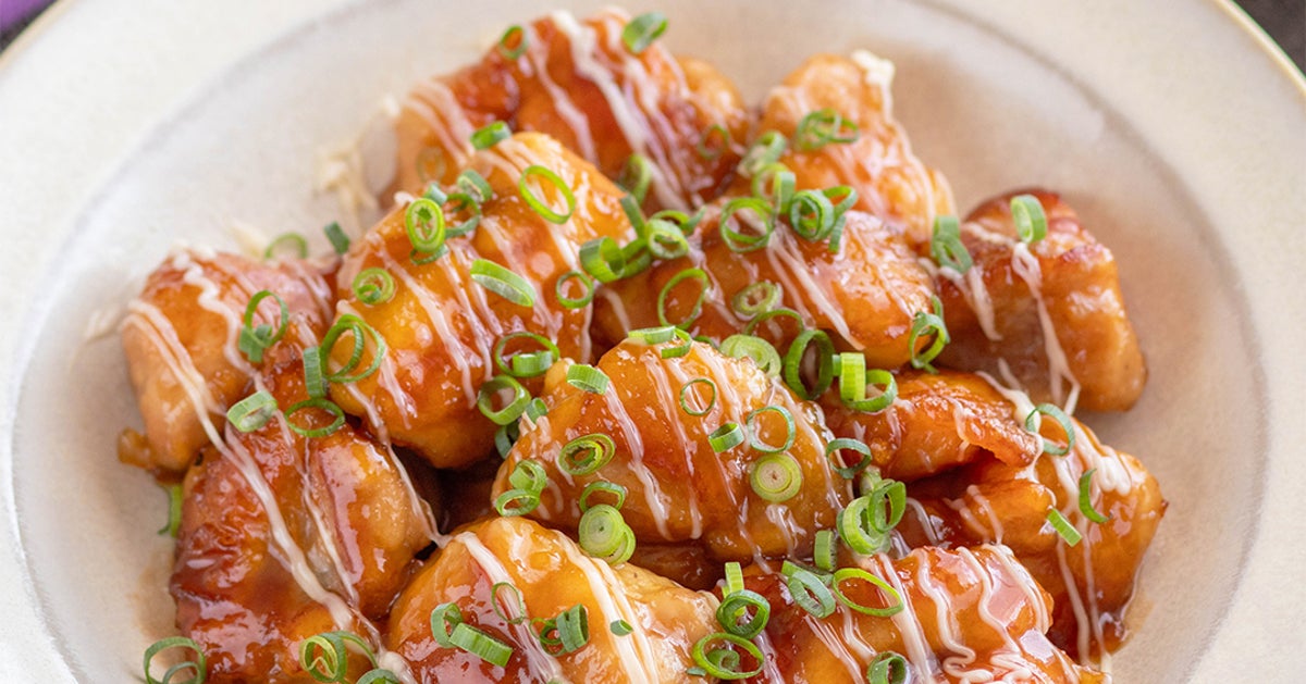 【鶏ももを漬けて焼くだけ】「完全にお店の味」「反則レベルの旨さ」鶏ももの簡単レシピ3選