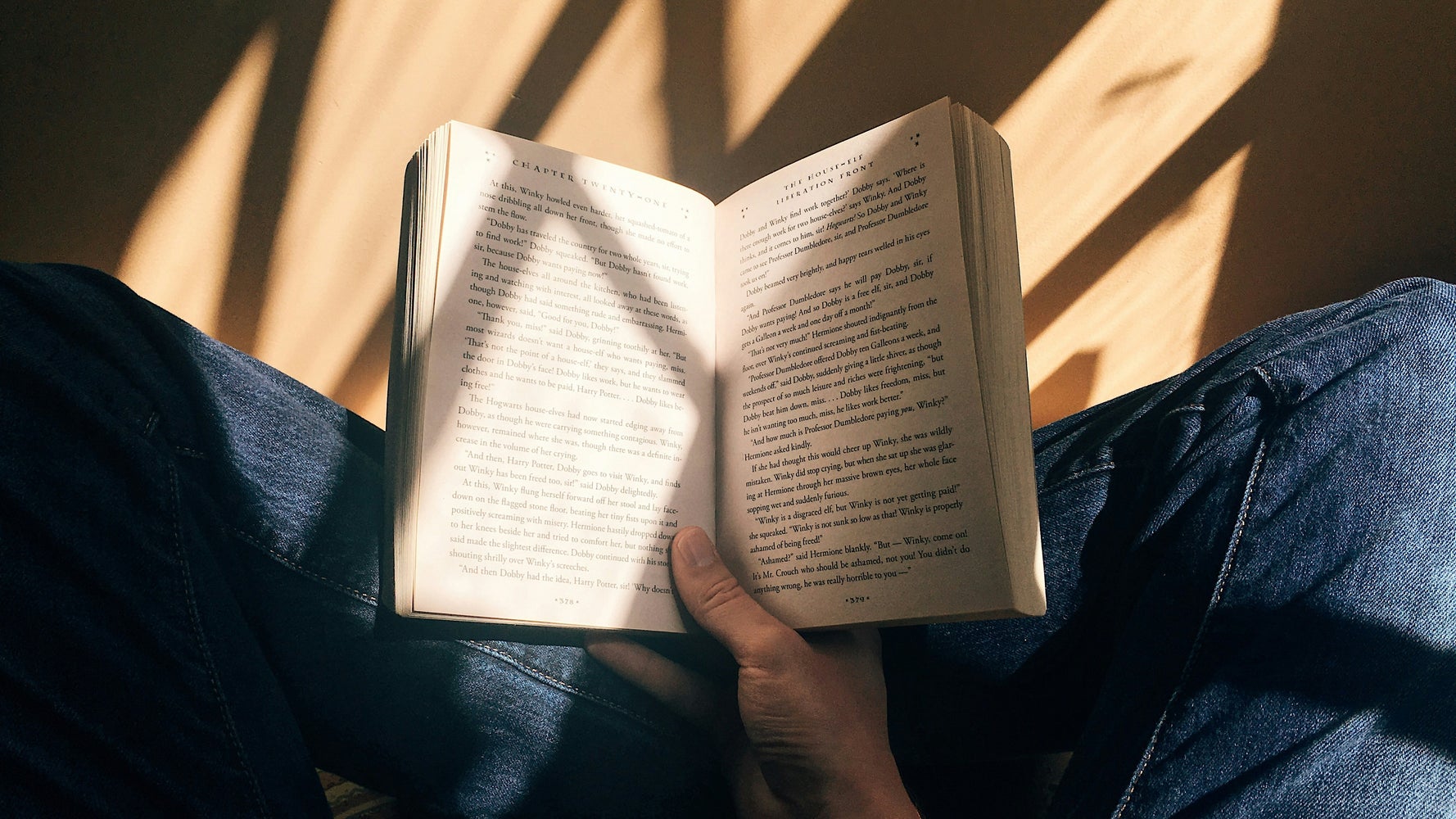 Readers May Be Healthier, More Empathetic, And Even More Attractive, Science Says