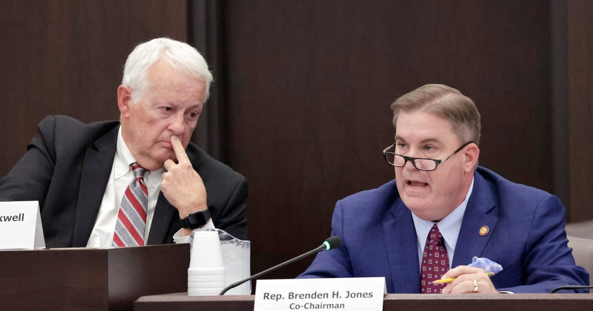 North Carolina Republicans Approve New Congressional Map to Gain House Seat Amid Legal Challenges