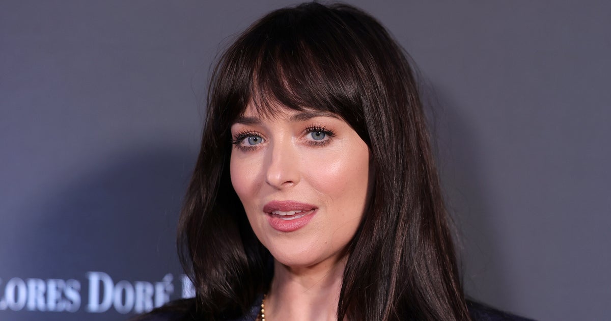 Dakota Johnson Shares Her Biggest Red Flag