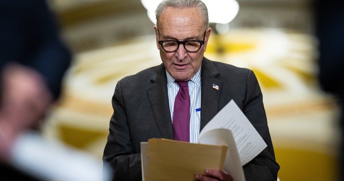 https://img.huffingtonpost.com/asset/68fa44db1800001b77e8f1da.jpeg?ops=1200_630