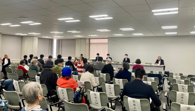 都庁で開かれた「新秩父宮ラグビー場」の建設許可についての公聴会（2025年10月23日）