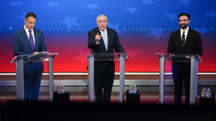 Republican candidate Curtis Sliwa, center, speaks during a mayoral debate with independent candidate former New York Gov. Andrew Cuomo, left, and Democratic candidate Zohran Mamdani, Thursday, Oct. 16, 2025, in New York. (AP Photo/Angelina Katsanis, Pool)