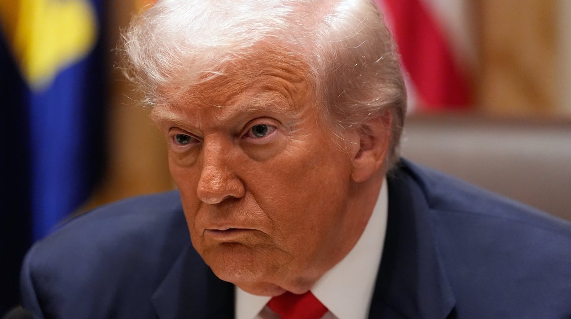 Pre-Election, All-Caps New York Times Headline Goes Viral For Prophetic Warnings About Trump