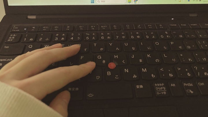 女性は「クレームのメールを送ることは勇気のいることだった」と話した。