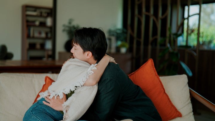 We all want to hug it out after a bad argument. But trying to make it happen during said argument might be a challenge.