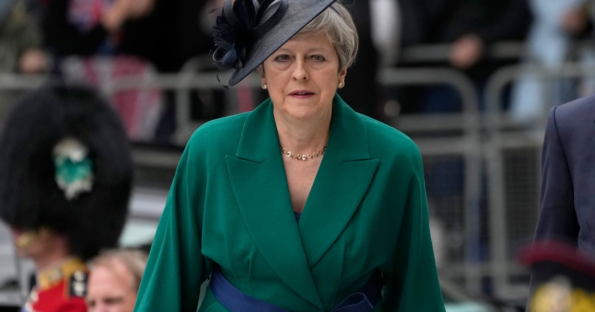 থেরেসা মে জনতাবাদের উত্থানের বিরুদ্ধে বিষণ্ণ সতর্কতা জারি করেছেন, এটিকে ‘ফাঁদ’ বলেছেন থেরেসা মে জনতাবাদের উত্থানের বিরুদ্ধে বিষণ্ণ সতর্কতা জারি করেছেন, এটিকে ‘ফাঁদ’ বলেছেন