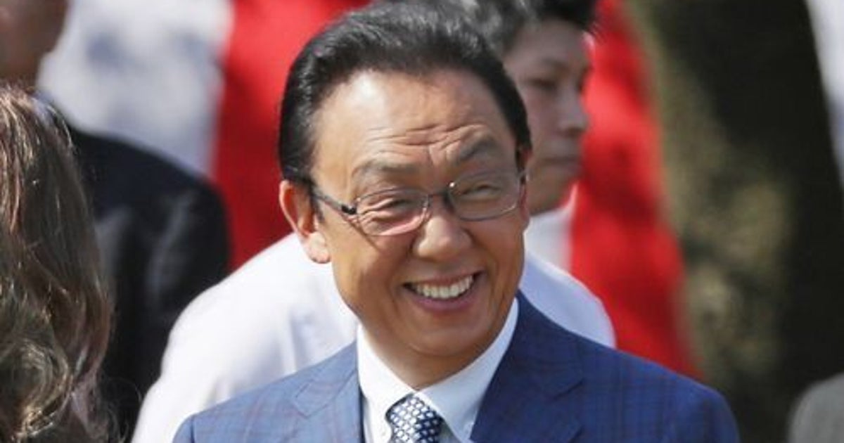 梅沢富美男、補聴器のカラーリングが可愛い！⇨「隠す芸能人もいるが、眼鏡をするのと一緒」