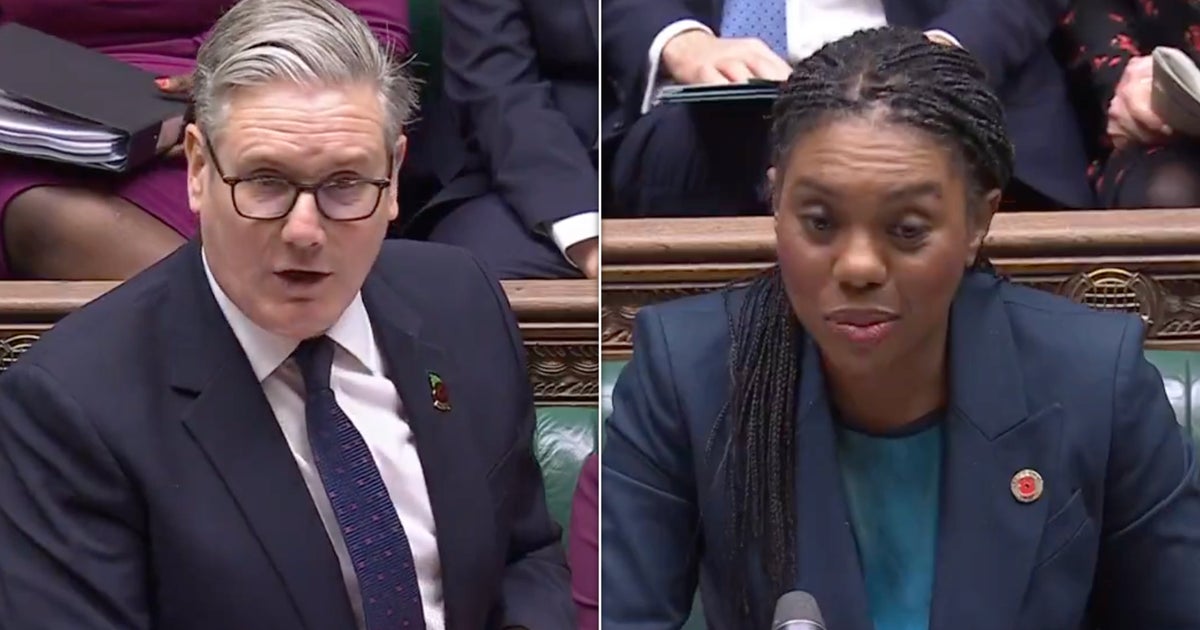 স্টারমার ‘শ্রমজীবী মানুষের’ জন্য ট্যাক্স না বাড়াতে লেবার প্রতিশ্রুতি পালন করবে কিনা তা বলতে অস্বীকার করেছেন স্টারমার ‘শ্রমজীবী মানুষের’ জন্য ট্যাক্স না বাড়াতে লেবার প্রতিশ্রুতি পালন করবে কিনা তা বলতে অস্বীকার করেছেন