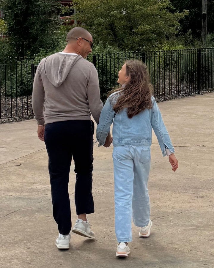 আমি আমার আবেগ লুকিয়ে বড় হয়েছি। পিতৃত্ব আমাকে কী করবে তার জন্য আমি প্রস্তুত ছিলাম না আমি আমার আবেগ লুকিয়ে বড় হয়েছি। পিতৃত্ব আমাকে কী করবে তার জন্য আমি প্রস্তুত ছিলাম না