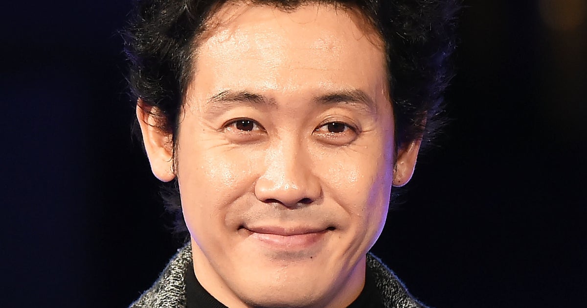 大泉洋とディーン・フジオカ、箱根・大涌谷でカレーを前に仲良しオフ 