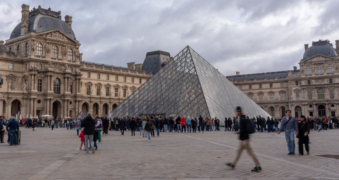 5 More Arrests Made In Connection With Louvre Jewel Heist 5 More Arrests Made In Connection With Louvre Jewel Heist