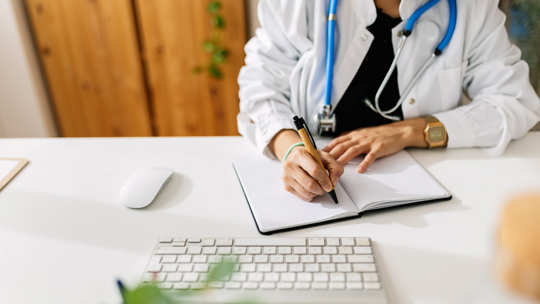Doctors Are Embracing AI: How Artificial Intelligence Is Transforming Patient Consultations