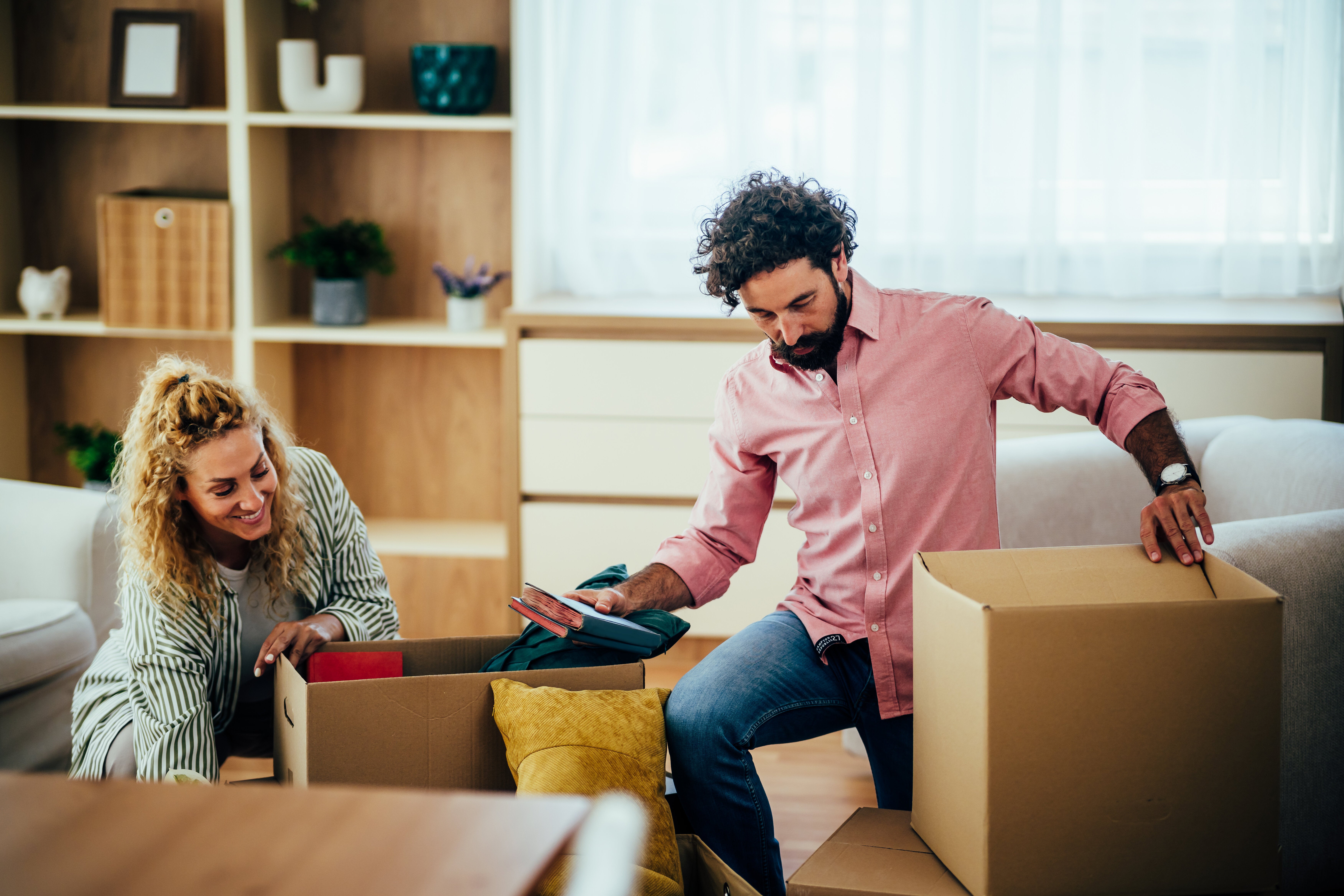 huffpost.com - Alice Lassman - Mankeeping' Is Building Resentment In Straight Relationships. And Women Are Finally Talking About It.