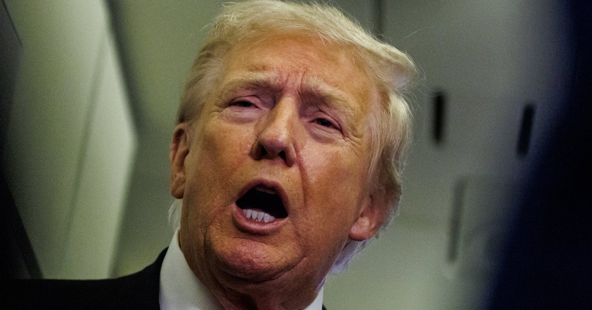 'I Know Nothing': Trump's Pardon Claim Slammed As His Biggest Hypocrisy Yet