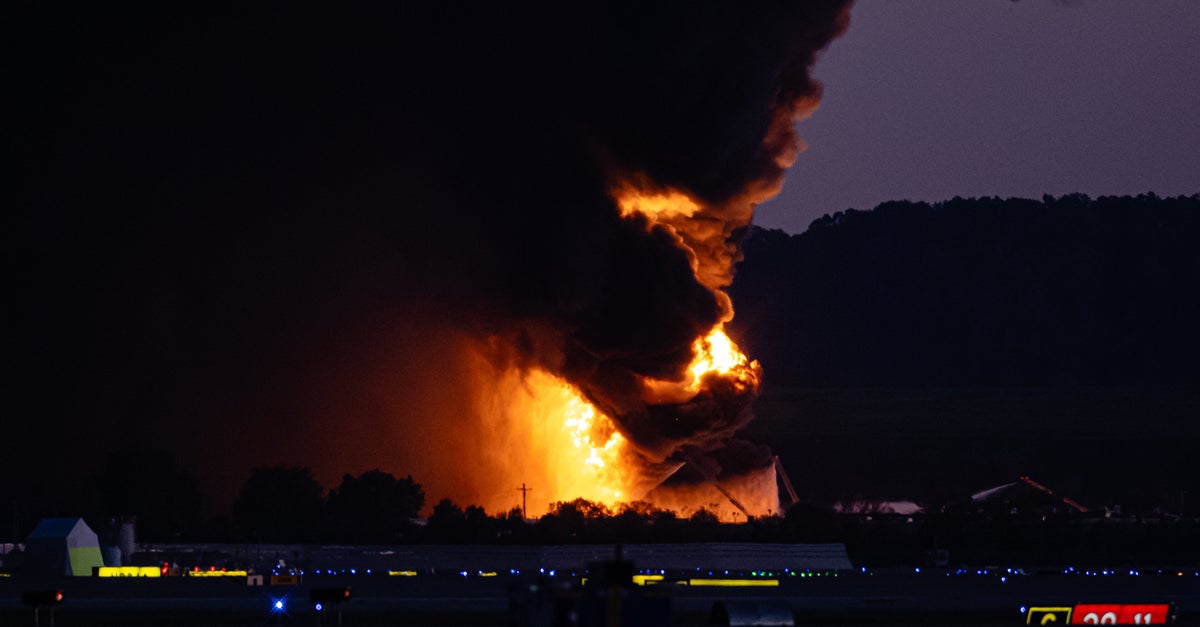 At Least 7 Dead, 11 Injured In UPS Plane Crash And Explosion At Kentucky ...