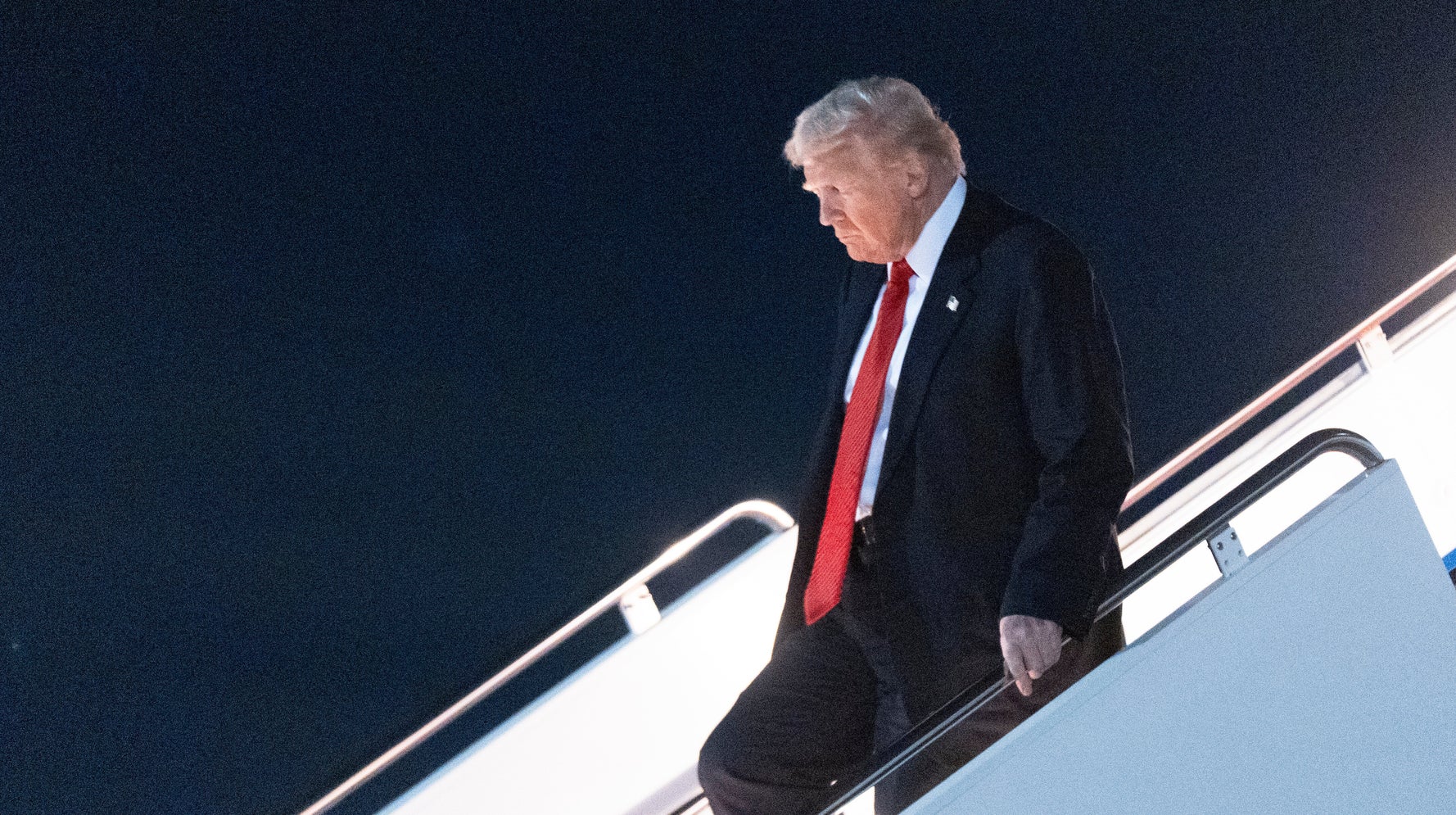 Trump Backlash Erupts: Massive Protests Sweep Across U.S. Following Controversial Executive Orders