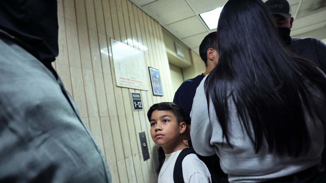 ICE Is Pitching A Call Center That Would Track Immigrant Kids