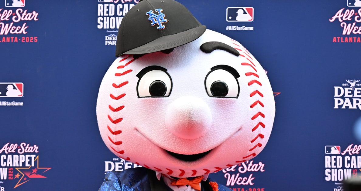 Trump Pardons Former Mets Great On Tax Evasion, Drug Charges