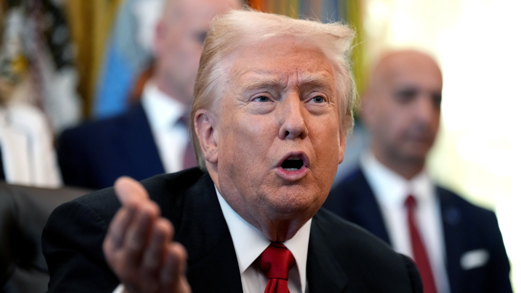 Trump Proposes Healthcare Compromise Amid US Government Shutdown