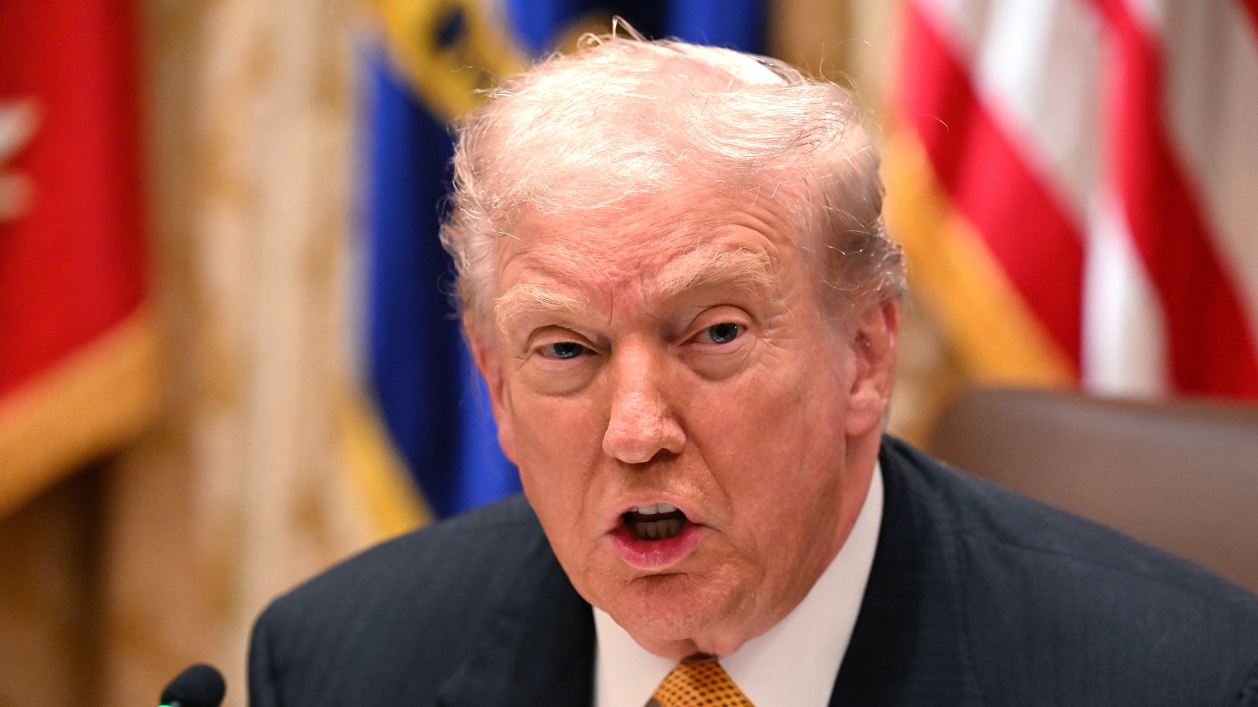 Trump Promises $2000 Tariff Dividends, Faces Legal Scrutiny