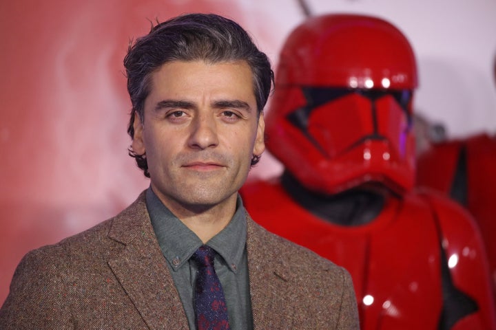oh 1 Oscar Isaac, here at the 2019 premiere of